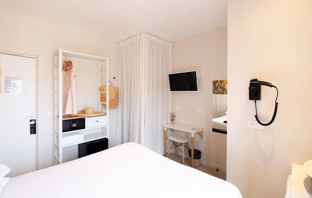 Hotel De La Plage Sete Bagian luar foto